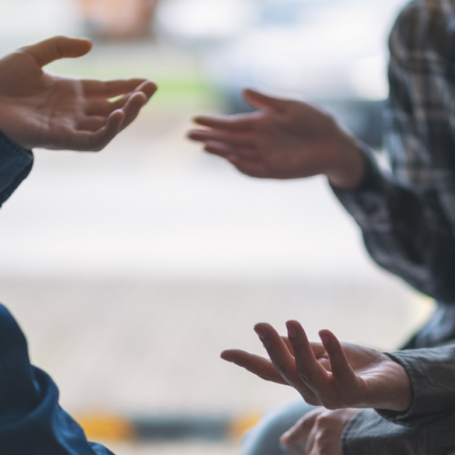 Vínculos polarizados. Narrativas reaccionarias y su impacto en las relaciones afectivas de la juventud